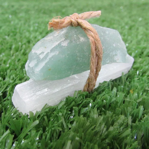 talisma_da_saude_com_quartzo_verde_e_selenita_cura_e_fortalecimento_energetico_13774_2_f943f9ca337dd4cda7d61dacafd97348